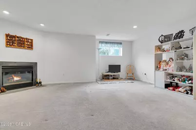 24 Catherine Court, Laurence Harbor, NJ 08879 - Photo 20