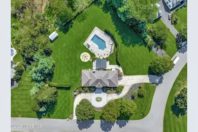 4 Gaitway Drive, Colts Neck Township, NJ 07722 - Photo 2