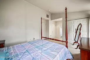 38 Hemlock Way, Freehold, NJ 07728 - Photo 26