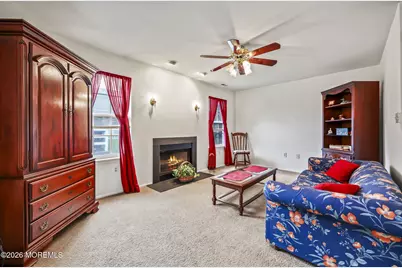 38 Hemlock Way, Freehold, NJ 07728 - Photo 14