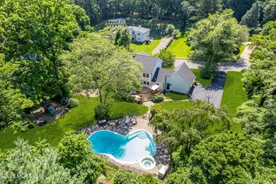 4 Constitution Drive, Leonardo, NJ 07737 - Photo 4