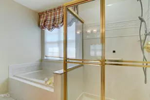 20 Winding River Rd, Lakewood, NJ 08701 - Photo 16