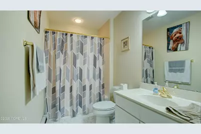 20 Winding River Road, Lakewood, NJ 08701 - Photo 18