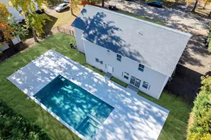 243 Woodcrest Rd, Oakhurst, NJ 07755 - Photo 4