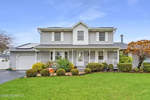 46 Spruce St, Beachwood, NJ 08722 - Photo 2