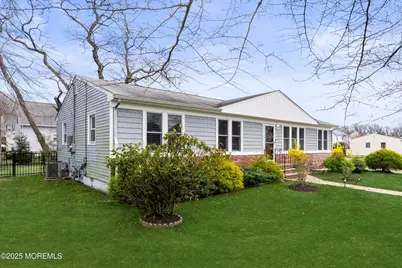 1641 Holbrook Street, Oakhurst, NJ 07755 - Photo 32