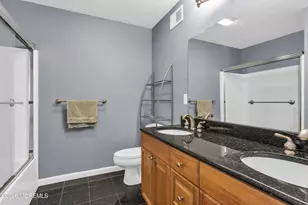 23 Oakland Mills Rd, Manalapan Township, NJ 07726 - Photo 18