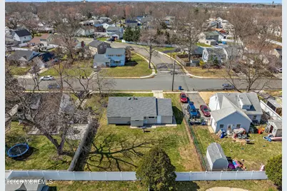 19 Mountain Avenue, Hazlet Township, NJ 07730 - Photo 24