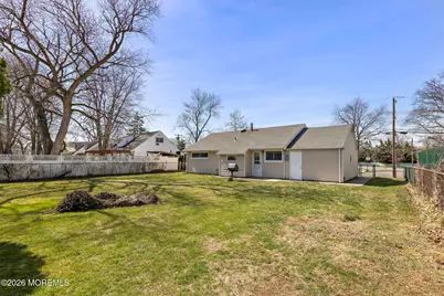 19 Mountain Avenue, Hazlet Township, NJ 07730 - Photo 22