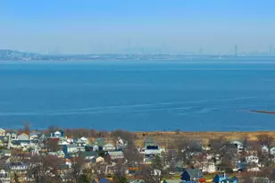 19 Mountain Ave, Hazlet Township, NJ 07730 - Photo 28