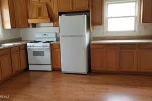 702 Edmunds Ave, Union Beach, NJ 07735 - Photo 2