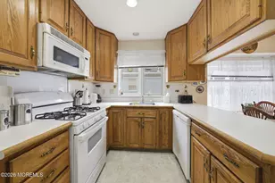 2315 Kira Ct, Toms River Township, NJ 08755 - Photo 20