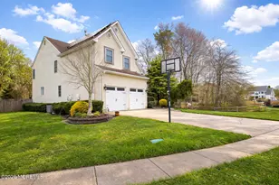 8 Clearbrook Ct, Howell Township, NJ 07731 - Photo 4