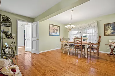 22 Burki Place, Freehold, NJ 07728 - Photo 10