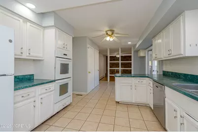 878 Green Valley Road, Jackson, NJ 08527 - Photo 4