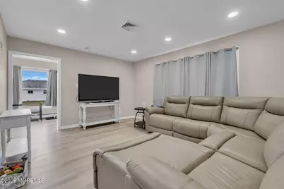 46 Falmouth Street, Toms River Township, NJ 08757 - Photo 10