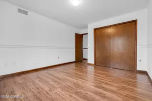 106 Vienna Rd, Howell Township, NJ 07731 - Photo 20