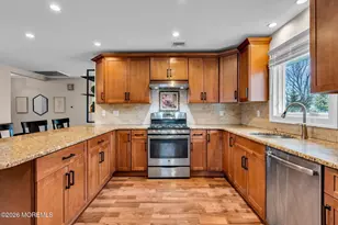 477 N Fox Ave, Belford, NJ 07718 - Photo 8