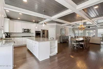 13 Halfmoon Court #1106, Highlands, NJ 07732 - Photo 6