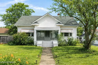 657 Campbell Avenue, Port Monmouth, NJ 07758 - Photo 1