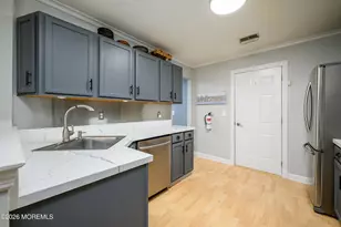 15 Bayview Ct, Long Branch, NJ 07740 - Photo 8