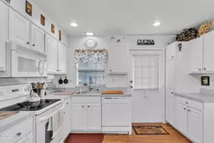 32C Yorkshire Ct, Manchester Township, NJ 08759 - Photo 8