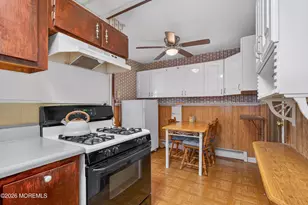 87 W Concourse, Aberdeen Township, NJ 07735 - Photo 8