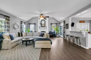 6 Pheasant Rd, Colts Neck Township, NJ 07722 - Photo 16