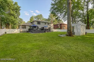 15 Country Ln, Manalapan Township, NJ 07726 - Photo 6