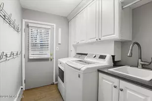 15 Country Ln, Manalapan Township, NJ 07726 - Photo 20