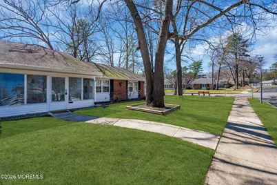 465D Thornbury Court, Lakewood, NJ 08701 - Photo 2