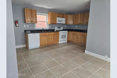 194 River Street, Red Bank, NJ 07701 - Photo 6