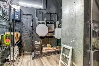 295 Main Street, Keansburg, NJ 07734 - Photo 14