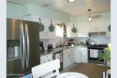 521 Garfield Avenue, Toms River Township, NJ 08753 - Photo 10