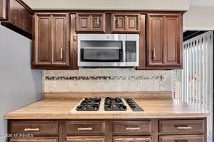 242 Bar Harbor Rd, Freehold, NJ 07728 - Photo 16