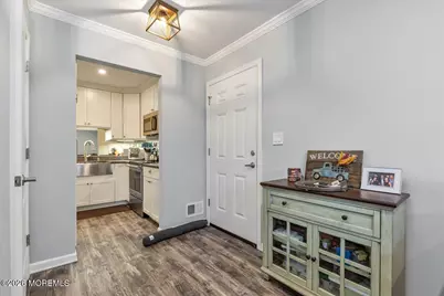 114 Wellington Place, Matawan, NJ 07747 - Photo 2