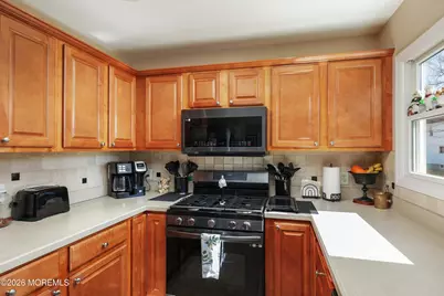 275 N 5th Avenue, Long Branch, NJ 07740 - Photo 10