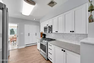 126 Beechwood Ave, West Long Branch, NJ 07764 - Photo 34