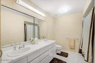 5 Cherry Point Ct, Morganville, NJ 07751 - Photo 30