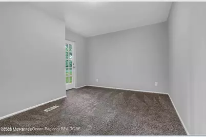 821 Bay Avenue, Toms River Township, NJ 08753 - Photo 20