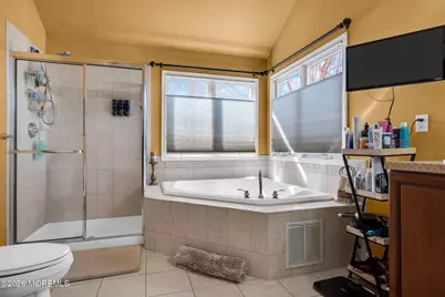 197 Benjamin Street, Toms River Township, NJ 08755 - Photo 32