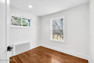 23 Trafford St, Shrewsbury, NJ 07702 - Photo 18