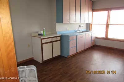 388 Lakehurst Road #2nd floor, Toms River Township, NJ 08755 - Photo 8