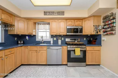 141 Grand Central Parkway, Berkeley, NJ 08721 - Photo 10
