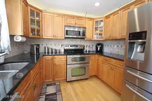 440 Smith Ct, Cliffwood, NJ 07721 - Photo 2