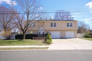 440 Smith Ct, Cliffwood, NJ 07721 - Photo 1
