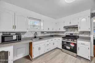 224 2nd St, Old Bridge Township, NJ 08879 - Photo 14