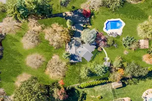 37 Clover Hill Rd, Colts Neck Township, NJ 07722 - Photo 6