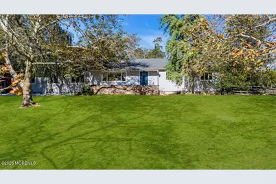 37 Clover Hill Road, Colts Neck Township, NJ 07722 - Photo 4