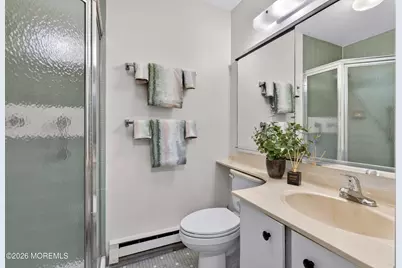 4 Friendship Court, Red Bank, NJ 07701 - Photo 24